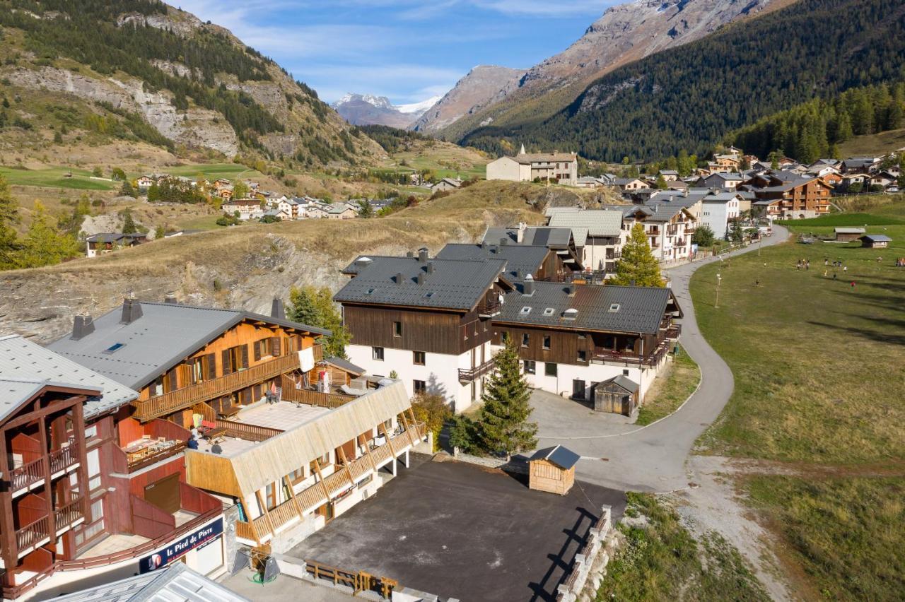 Fleurs Et Neige Appartement Lanslevillard Buitenkant foto