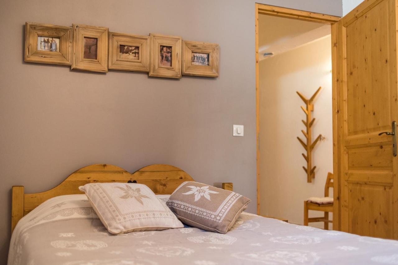 Fleurs Et Neige Appartement Lanslevillard Buitenkant foto